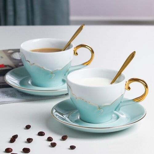 Royal Luxury Tea Cup Set European Bone China Porcelain Gold Rim Milk Coffee Cup Espresso Cute White Xicara Drinkware EB50BD