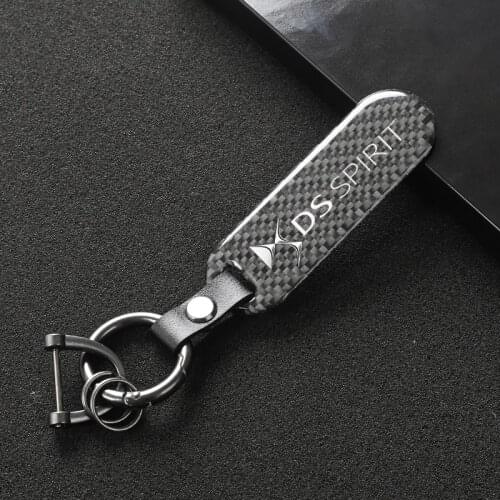 4S Carbon fiber Car keychain 360 Degree Rotating Horseshoe keyRings For DS SPIRIT DS3 DS4 DS4S DS5 DS 5LS DS6 DS7 DS car