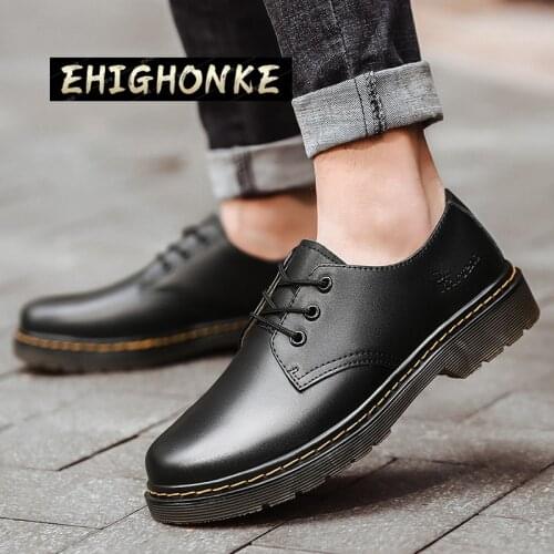 2021 new womens shoes womens Martin boots fashion all-match casual mens shoes couple shoes large size womens leather shoes
