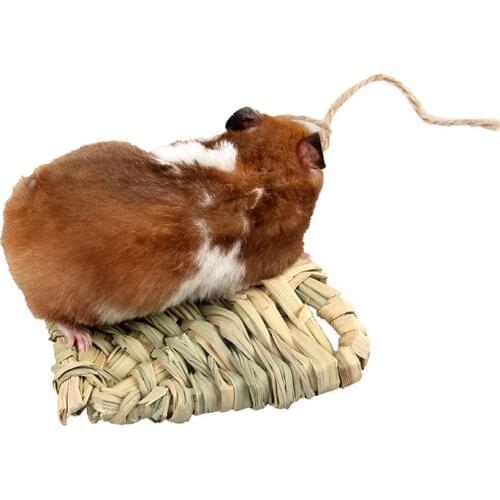 1PC Lovely Heart Shape Health Natural Water Bamboo Leaves Small Animal Pet Rabbit Hamster Squirrel House Cage Nest Mat Toy
