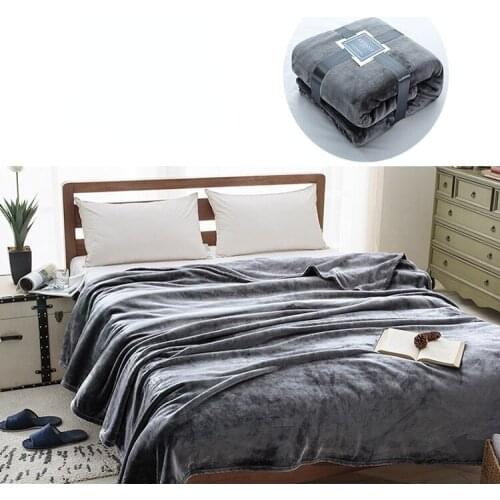 Winter Coral Fleece Throw Blankets Thickened Air Conditioning Blanket Anti-static Suitable for Adults Children and Old People