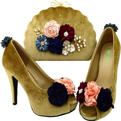 Shoes and Bag Set Gold Color African Matching Shoe and Bag Set Decorated with Flowers Nigerian Shoes and Bag Set for Women