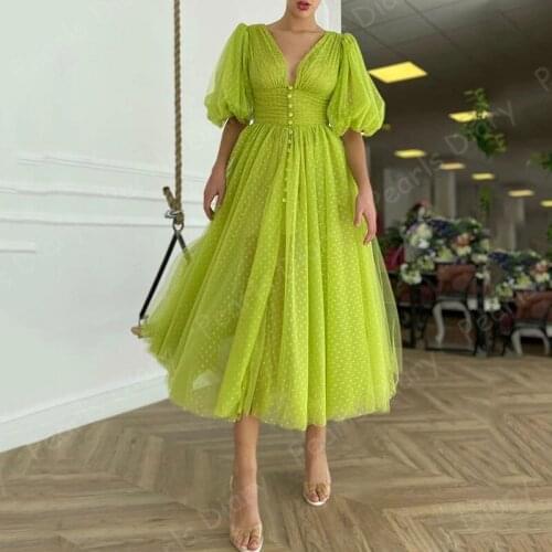 Luxury Arabic Evening Dresses with Puffy Sleeve Green V Neck Prom Dresses 2021 Robe De Soiree Dubai Party Night Formal Gowns