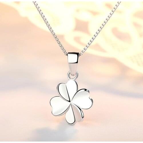 LKE2 Authentic 925 Sterling Silver Four Leaf Clover Charm Necklace Ladies Silver Lucky Clover Jewelry