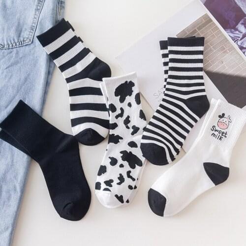 New Fashion Designer Funny Women Long Socks Harajuku Kawaii Girl Student Underwear Summer Sport Black White Striped Long Socks