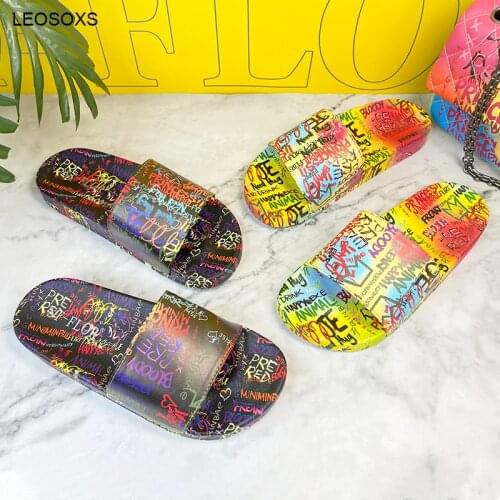 2021 Summer New Fashion Creative Graffiti Flat Bottom Sandals For Women Casual Open Toe Beach Slipper