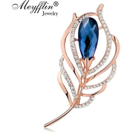 Meyfflin Classic Alloy Crystal Leaf Brooch Pins Metal Scarf Pins Banquet Weddings Accessories Fashion Brooches for Women Jewelry