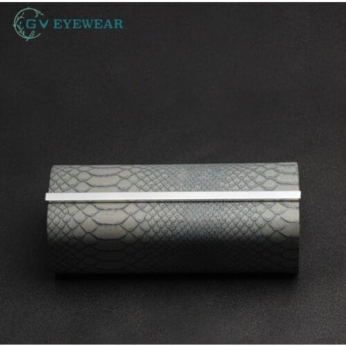 High-end fashion snakeskin pattern sunglasses case Large and personalized womens portable sunglasses storage box