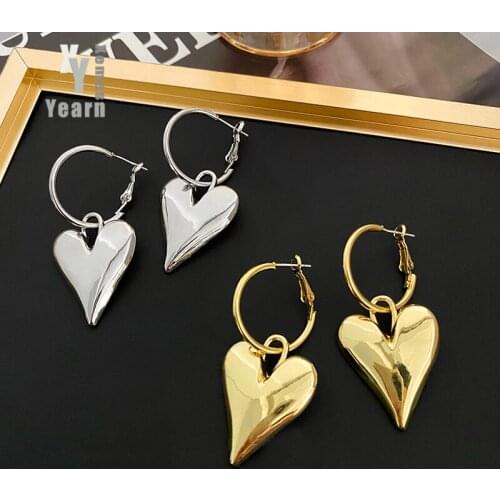European and American Fashion Metal Big Peach Heart Pendant Earrings For Woman Gothic Girls Fashion Jewelry Korean Accessories