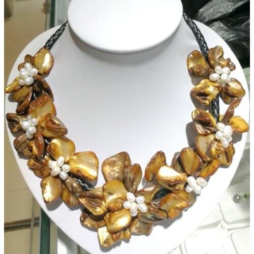 7 Brown Flowers Classic Jewelry white natural pearl handmade shell pendant Women necklace 45cm 18