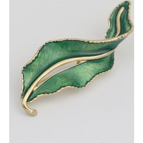 New European and American leaves green Enamel retro exaggerated brooch personalized fashion corsage Holiday gift