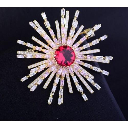 Beautiful Pink Yellow Crystal Flower Brooches for Women Fashion Zircon Sunflower Brooch Wedding Bridal Party Bouquet Pins broche