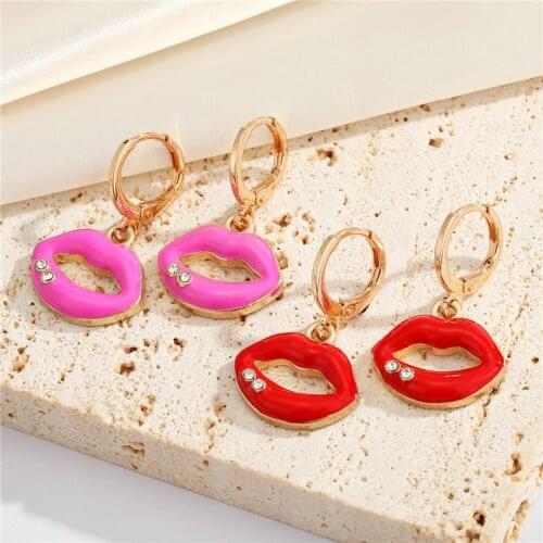 1PC New Cute Enamel Hollow Lips Earrings For Women Party Jewelry Fashion Sexy Shiny Zircon Red Lips Hoop Earrings Ear Stud E785