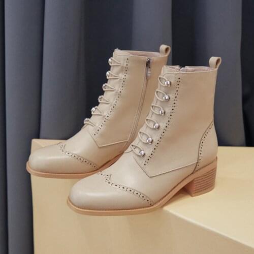 Genuine Leather Women Boots Winter Carved Brogues Fashion Ankle Boots Round Toe Thick Heel Women Shoes Platform British Style