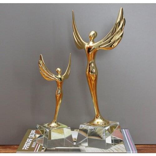 Sports Event Champions Trophy Home Decoration Costumized Logo Words Awards Basketball Football Golf Trophies And Awards Gift