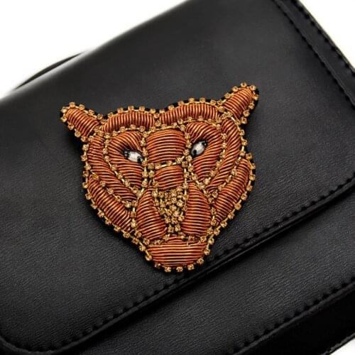 Domineering Tiger Head Indian Silk Embroidery Badge Brooch Cloth Stickers Male Cartoon Diy Coat Pin Decoration Badges Jewelry