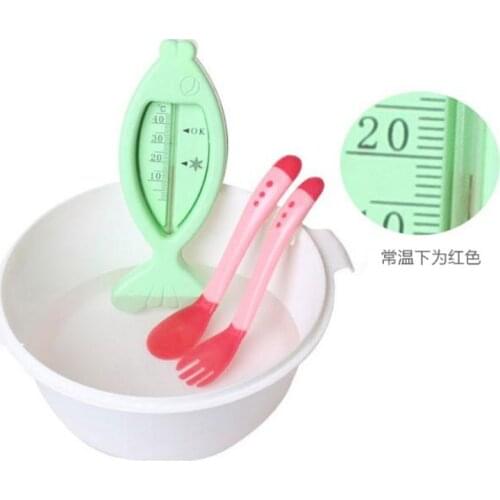 2PCS Newborn Baby Convenient Dishes Feeding Sliced Spoon Fork Soft Silicone Kids Children Flatware Infant Feeding Spoon Fork