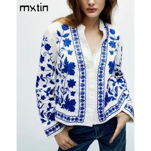 2021Women Fashion Embroidery Floral Blouses Vintage V Neck Office Ladies Female Shirts Blusas Elegant Vacation Blusas Tops