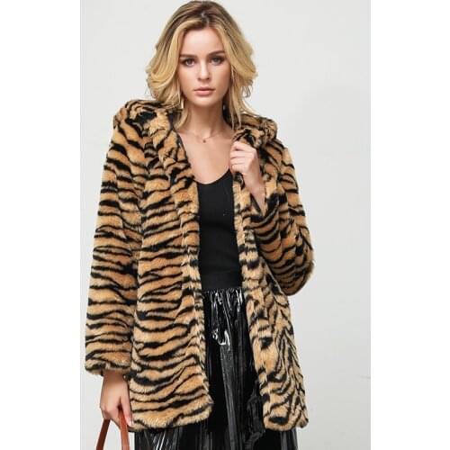 Naiveroo Women's Large Jackets
