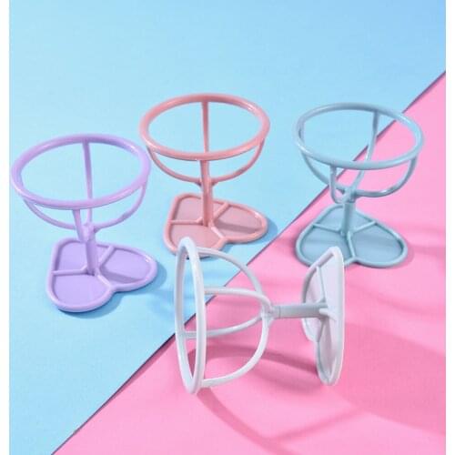1Pcs Random Color Sweet Heart Shape Powder Puff Holder Gift Sponge Organizer Shelf Feet Makeup Tool Plastic Puffs Drying Holder