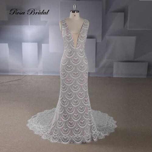 Rosabridal mermaid wedding dress Modern style Deep V-neckline bridal gown Lace wedding dress