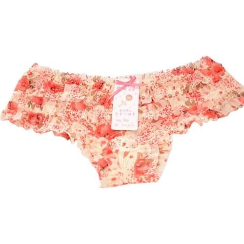 Lovely Girl Sexy Dot women panties Female Underwear Women Lace Ruffles Womens Sheer Panties Butt Lifter Briefs 16 Colors PL2