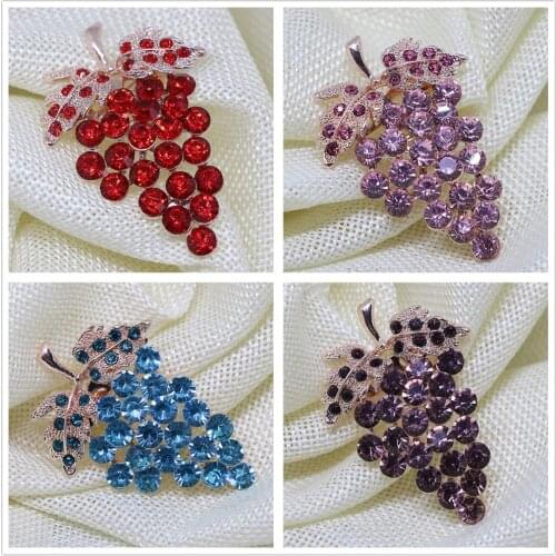 Bohemia Trendy Multicolor Crystal Fruit Grape Brooch Rhinestone Pins for Women Charms Exquisite Rose Gold-color Jewelry K