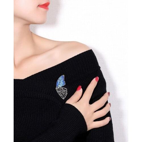 Butterfly Brooch Womens Fashion Enamel Butterfly Pin Simple Sweater Shirt Brooches for Women Clothing Accessories Jewelry Gift
