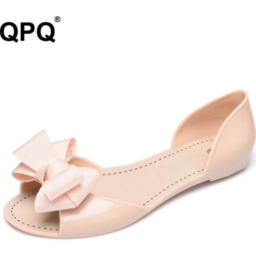 QPQ Women's Slip-ons