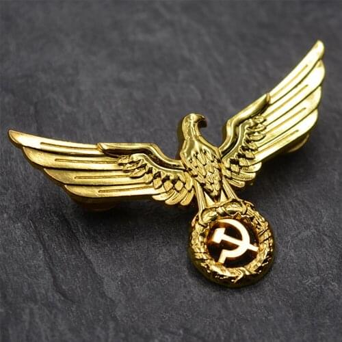 Soviet CCCP Victory Eagle Medal Golden USSR Metal Badge Brooch Pin