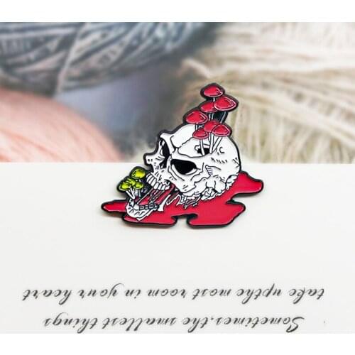 Creative Fashion Punk Style Skull Badge Mushroom Grows Quickly To Tear Apart The Skulls Mouth Personality Enamel Brooch Pin
