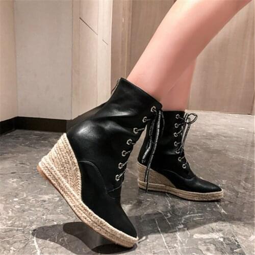 2019 Newest women ankle boots zip pointed toe wedges platform boots autumn winter fashion party wedding shoes woman