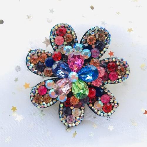 3D flower Rhinestone Appliques Handmade Embroidery Crystal Patch Flatback Rhinestones Sew On Clothes/Wedding Dresses/Shoes
