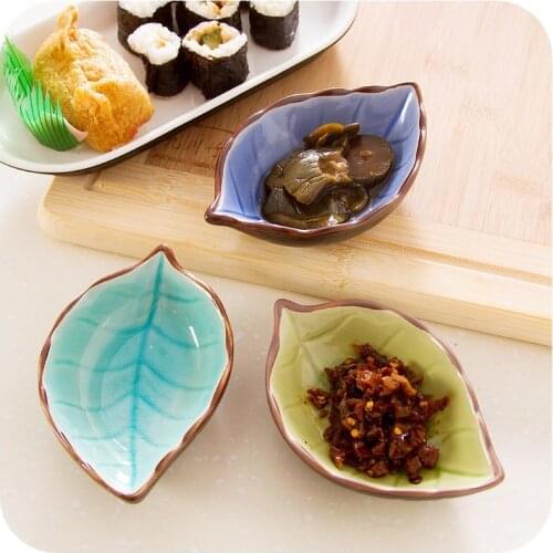 Creative ceramic leaves small dishes Multi-purpose flavor dish in the kitchen Ice crack glaze sauce vinegar tableware