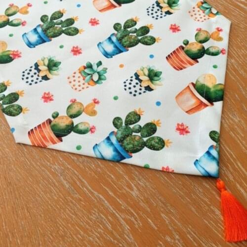 Scandinavian Style Fashion Cactus Pattern Digital Printed Table Runner For Kitchen Boho Decor Tablecloths Wedding Home Decor