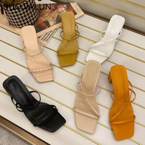 New Arrival Womens Outdoor Sandal for 2021 Summer High Square Heel Flip Flop Ladys Slippers Elegant Women Stylish Slides Shoes