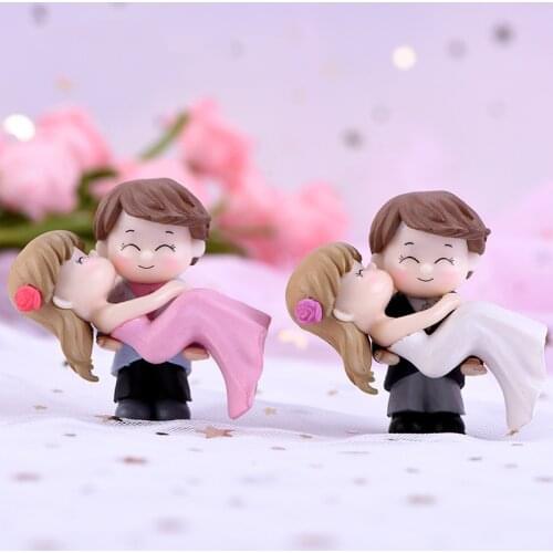 2 PCs Craft Pendulum Wedding Princess Hug Couple Key Pendant DIY Micro-landscape Multi-meat Plastic Pendant