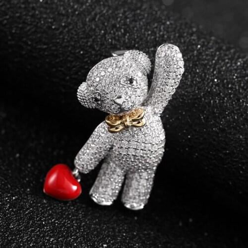 Lovely Bear Crystal Brooches for Women Sweet Teddy Holding Red Heart Enamel Pins Gold Bow knot Brooch Vintage Animal Jewelry