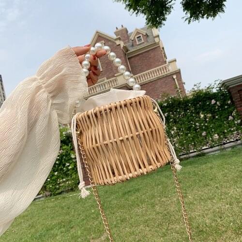 Fashion Beading Rattan Women Handbag Wicker Woven Chain Shoulder Crossbody Bags Pearl Summer Beach Straw Bag Casual Bucket Purse