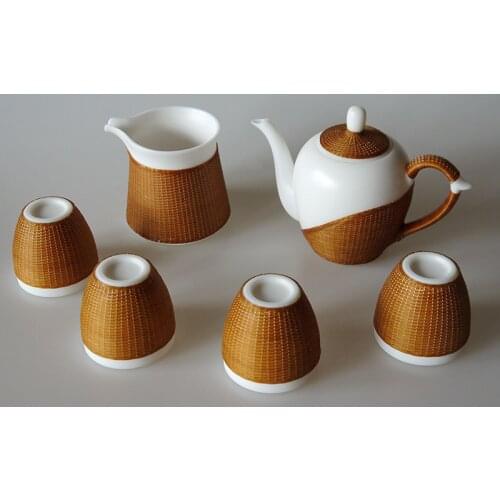 Ceramic Teapot Family Entertainment Ceramic Water Bottle Handmade Bamboo Drink Pot Family Gift Combination Teapots