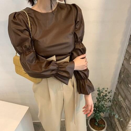 Stylish Loose Pu Leather Tshirt Vintage Casual Pleated Bubble Sleeve O-neck Back Lace-up T-shirt 2020 Women Fashion Clothing