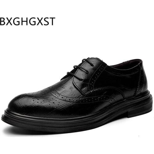 Designer Shoes Men Formal Luxury Brogue Shoes Men Classic Brown Dress Italian Mens Shoes Genuine Leather Coiffeur Calzado Hombre