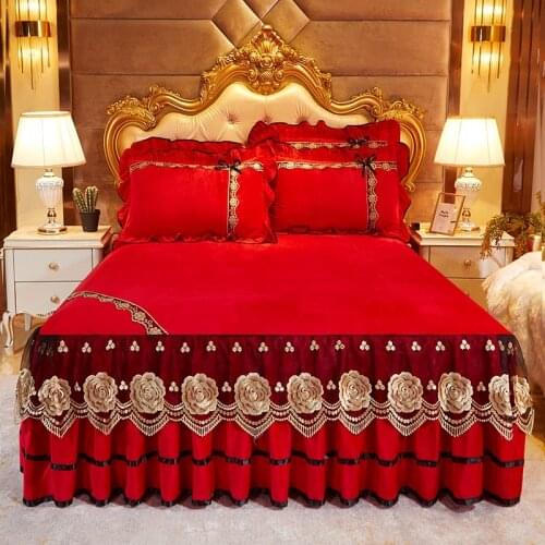 Luxurious Red Bed Set Floral Printing Flower Bedspread King Queen Twin Size Thicken Sanding Soft Bed Skirt Bed Skirt Pillowcase