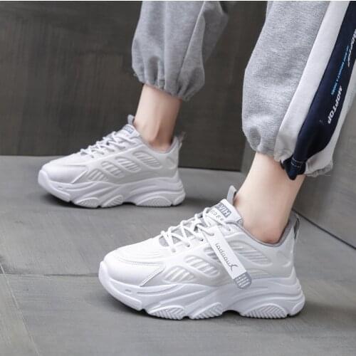 Womens Chunky Sneakers Thick Bottom Platform Vulcanize Shoes Fashion Breathable Casual Running Shoe for Woman Female 2021