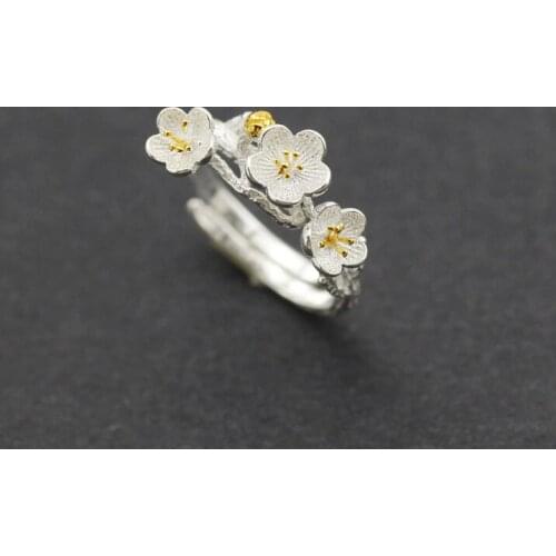 New Trendy Personality Punk Plum Flower Rings For Women Lady Resizable Size Rings Party Jewelry Charm Gifts 2021