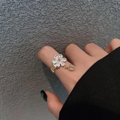 2021 Korean Elegant Cute Delicate Zircon Flower Rings For Women Girls Fashion Finger Knuckle Adjustable Rings Jewelry