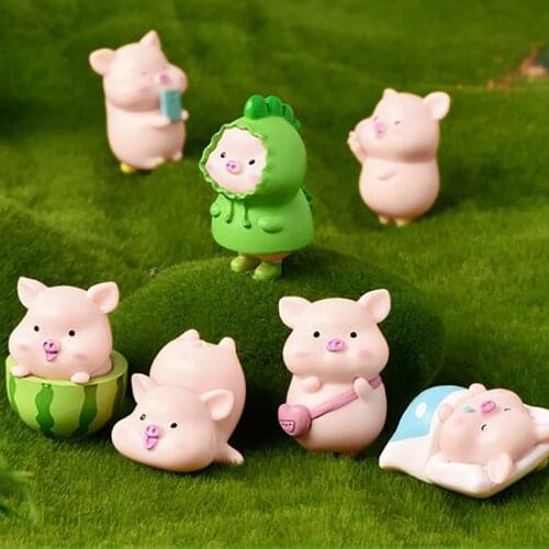 7 Pieces Of Cute Pig Micro Ornaments Resin Lucky Pig Child Toy Garden DIY Crafts Micro Landscape Bonsai Plant Home Decoration