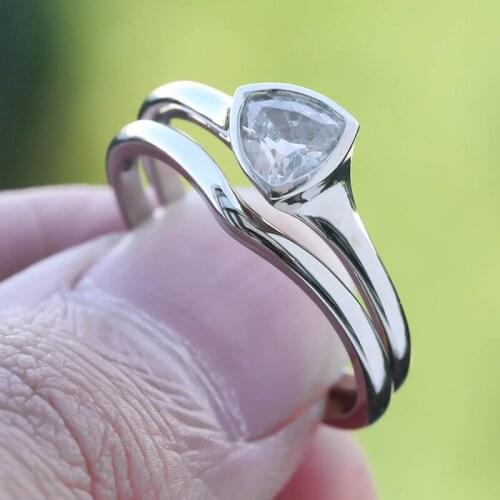 2pcs/set Simple Design Couple Ring Silver Plated White Stone Ring Geometric Crystal Rings for Women Wedding Party Jewelry Gift