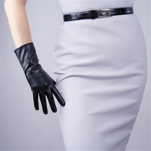 28cm Touchscreen Gloves Medium And Long Section Emulation Leather Patent Leather PU Bright Black Lined Warm Coffee Brown WPU119