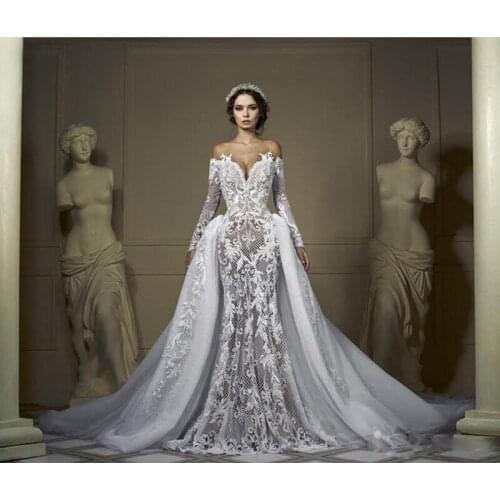 Vintage Off Shoulder Lace Appliqued Wedding Dresses With Detachable Train Luxury Sheer Back